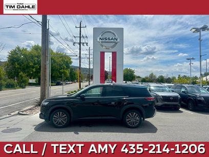 Used 2023 Nissan Pathfinder SL w/ SL Premium Package