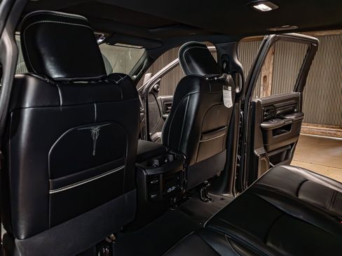 Used 2024 RAM 2500 Limited image 24