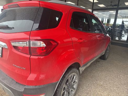 Used 2021 Ford EcoSport Titanium FWD image 4