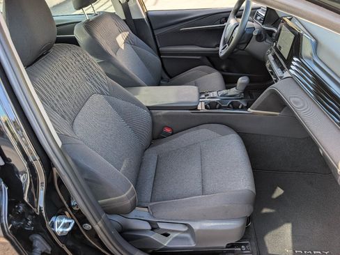 Used 2026 Toyota Camry LE FWD image 8