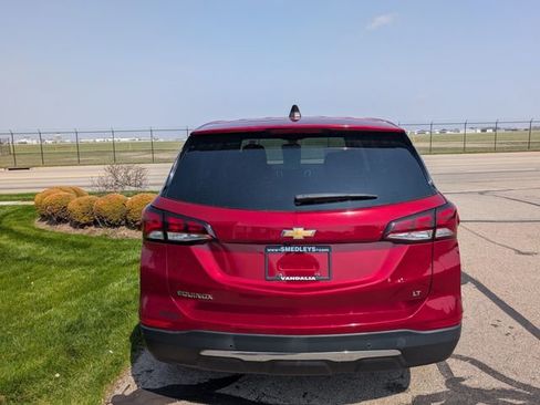 Used 2023 Chevrolet Equinox LT FWD image 8