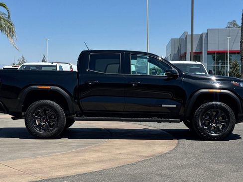 Certified 2025 GMC Canyon Elevation RWD image 3