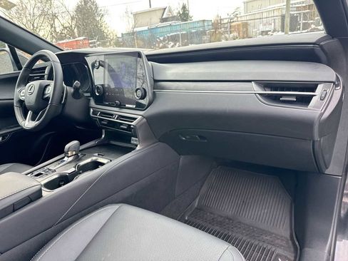 Used 2023 Lexus RX 350 Premium image 16