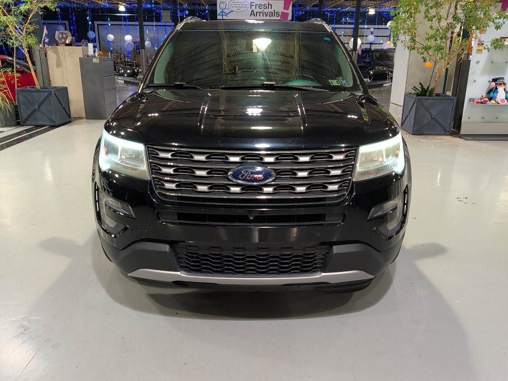 Used 2016 Ford Explorer Limited w/ Equipment Group 301A AWD/4WD image 5
