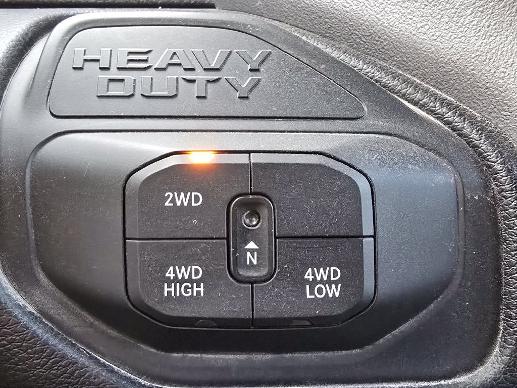 Used 2025 RAM 2500 Laramie w/ Night Edition AWD/4WD image 30