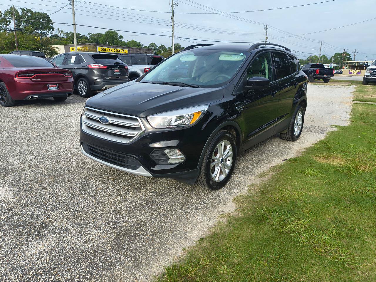 Used 2018 Ford Escape SE FWD image 4