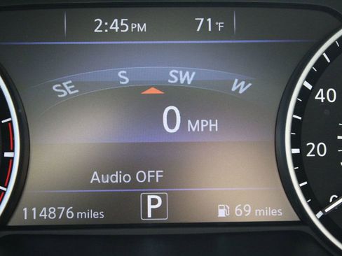 Used 2017 Nissan Maxima 3.5 SV image 10