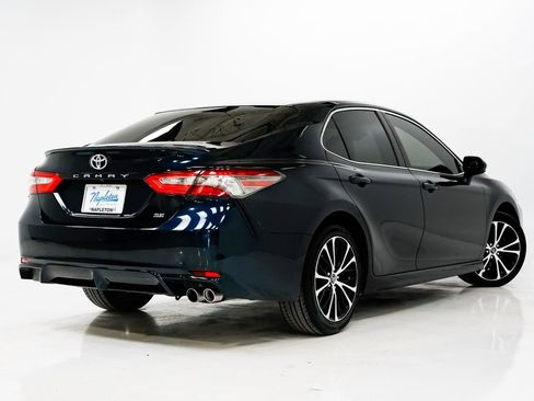 Used 2018 Toyota Camry SE image 26