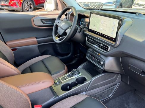 New 2025 Ford Bronco Sport Outer Banks w/ Outer Banks Tech Package+ image 8