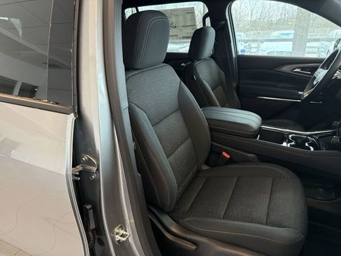 New 2026 Chevrolet Traverse LT w/ Sun and Wheel Package image 21