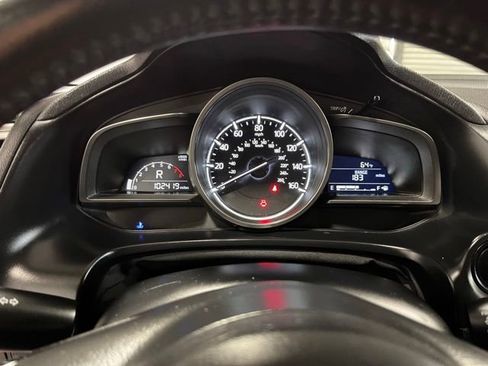 Used 2017 MAZDA MAZDA3 Touring FWD image 26