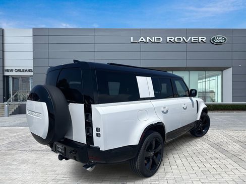 New 2025 Land Rover Defender 130 V8 image 5