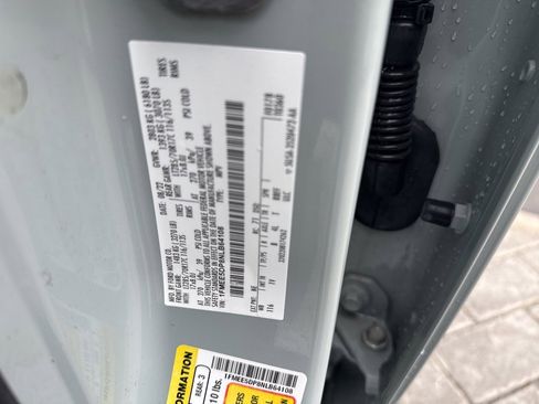 Used 2022 Ford Bronco Badlands image 22