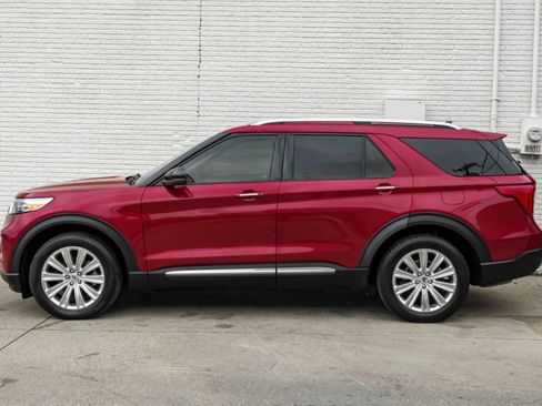 Used 2021 Ford Explorer Limited w/ Equipment Group 301A image 10
