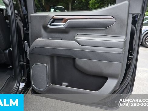 Used 2025 GMC Sierra 1500 SLT RWD image 24