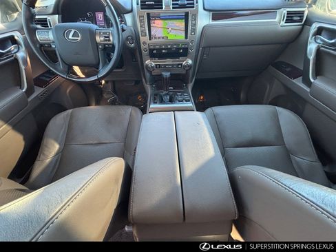 Used 2019 Lexus GX 460 Luxury image 17