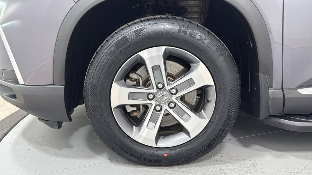 Used 2025 Honda Pilot EX-L image 28