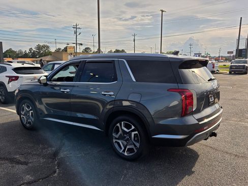Used 2025 Hyundai Palisade SEL FWD image 10