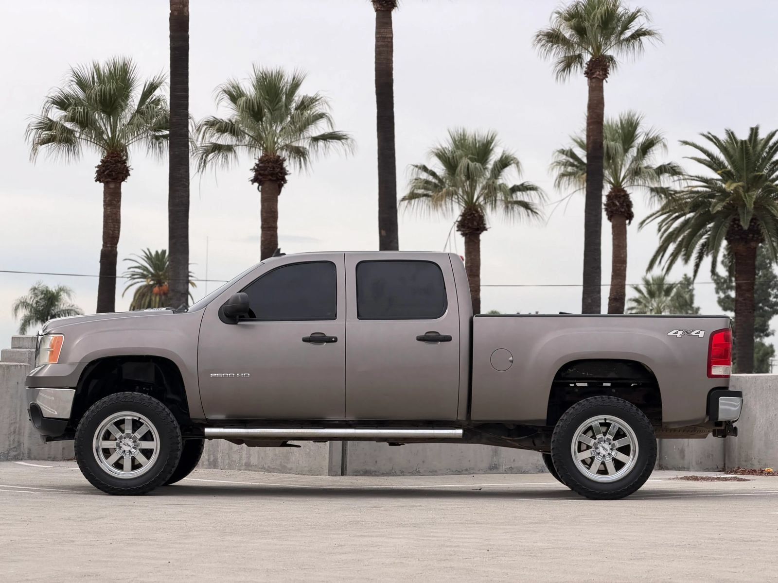 Used 2013 GMC Sierra 2500 SLE AWD/4WD image 5