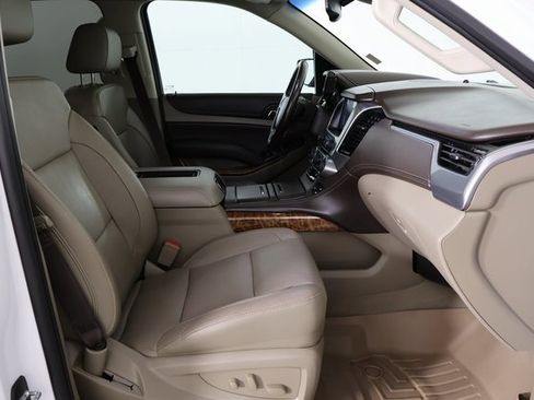 Used 2019 Chevrolet Tahoe Premier image 13