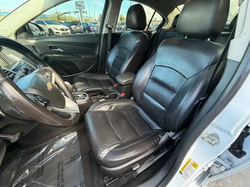 Used 2016 Chevrolet Cruze LTZ image 9