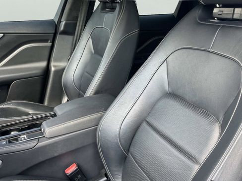 Used 2020 Jaguar F-PACE S AWD/4WD image 29