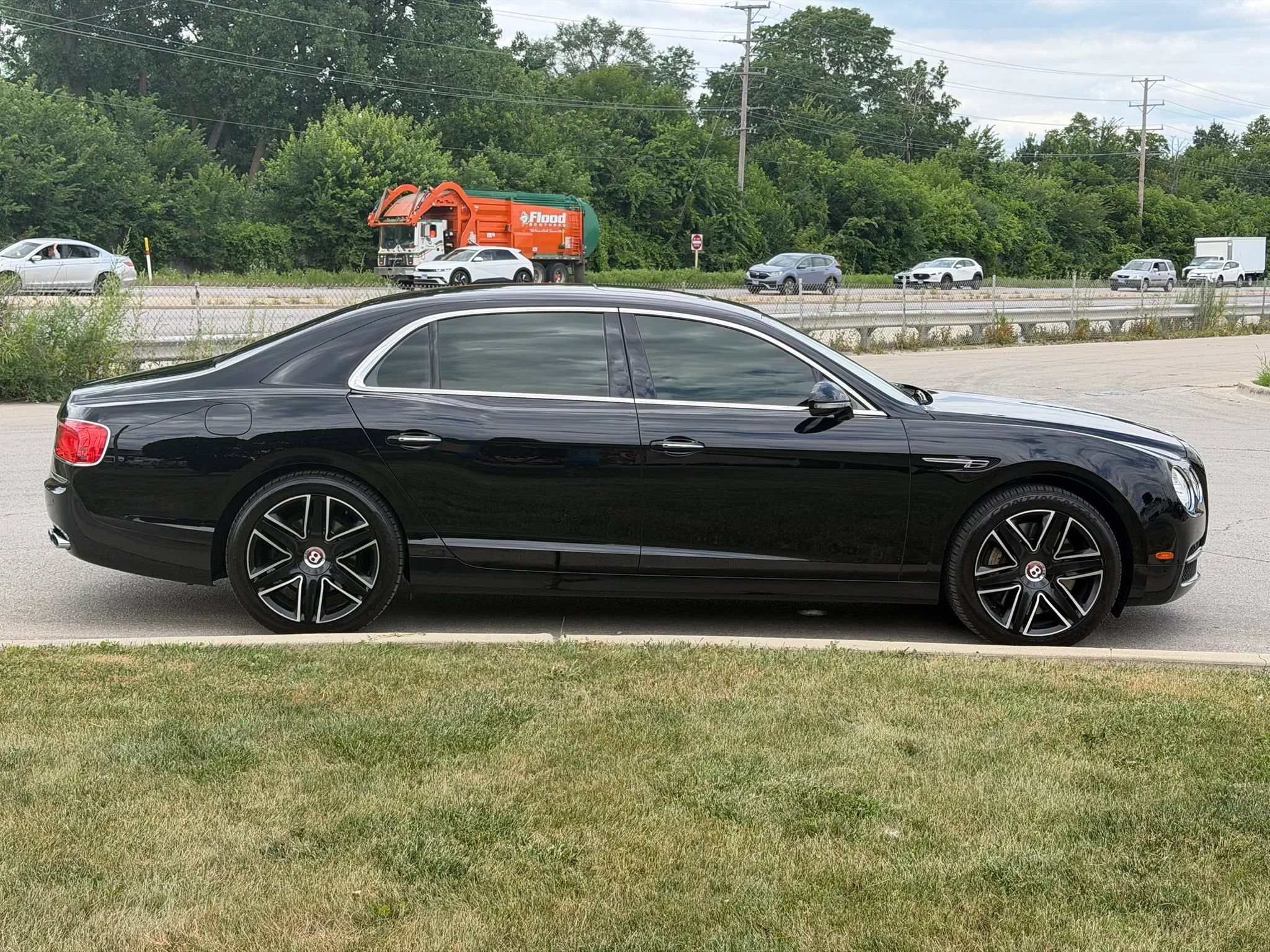 Used 2016 Bentley Flying Spur V8 AWD/4WD image 6