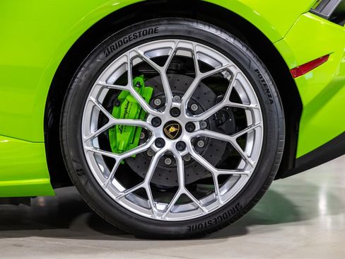 Used 2024 Lamborghini Huracan Tecnica image 20