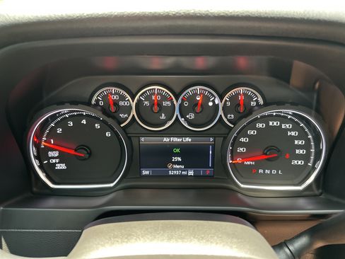 Used 2019 Chevrolet Silverado 1500 LT Trail Boss w/ Convenience Package AWD/4WD image 20
