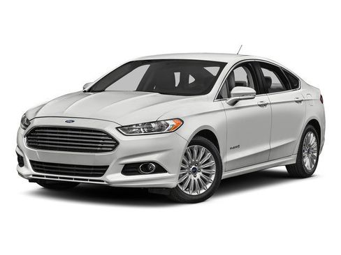 Used 2016 Ford Fusion SE image 1