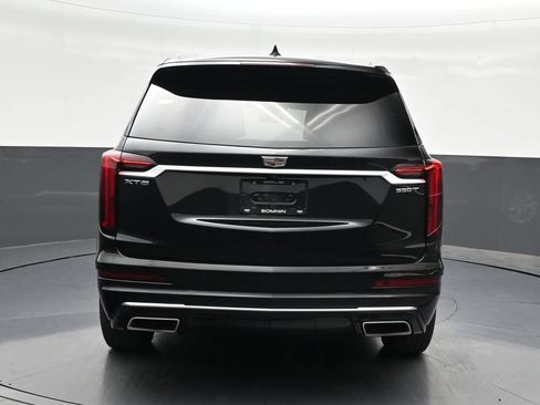 Used 2025 Cadillac XT6 Luxury FWD image 4