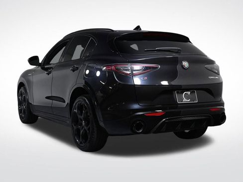 Used 2025 Alfa Romeo Stelvio Sprint w/ Veloce Package AWD/4WD image 3