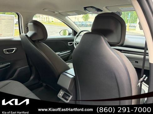 New 2026 Kia K4 FWD image 15