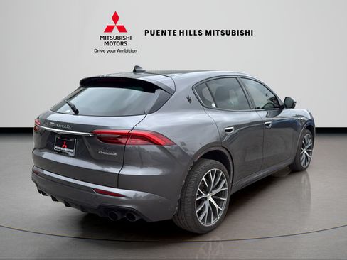 Used 2023 Maserati Grecale Modena AWD/4WD image 5