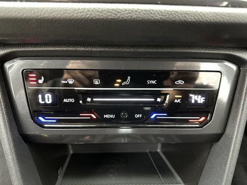 Certified 2023 Volkswagen Tiguan SE AWD/4WD image 19