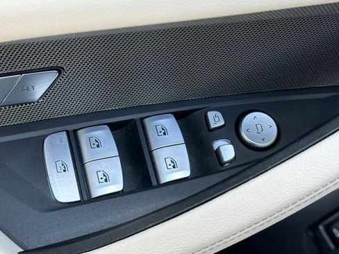 Used 2025 BMW i4 eDrive40 w/ M Sport Package image 13