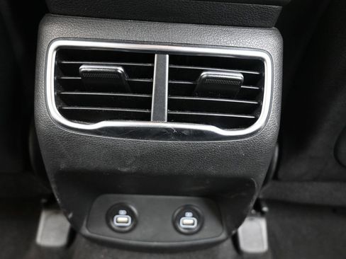 Used 2023 Hyundai Santa Fe SEL image 17