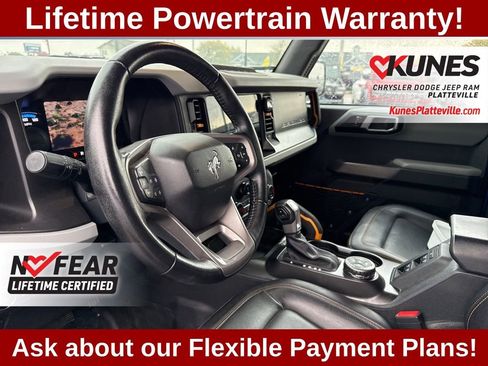 Used 2023 Ford Bronco Badlands image 20