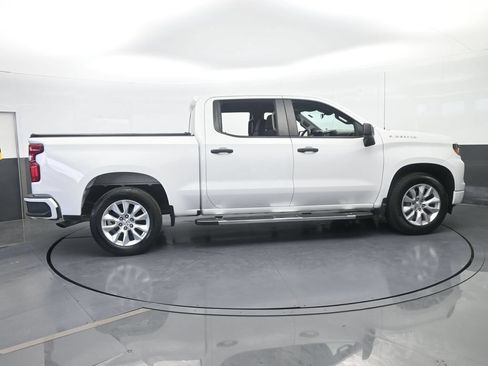 Used 2022 Chevrolet Silverado 1500 Custom RWD image 7
