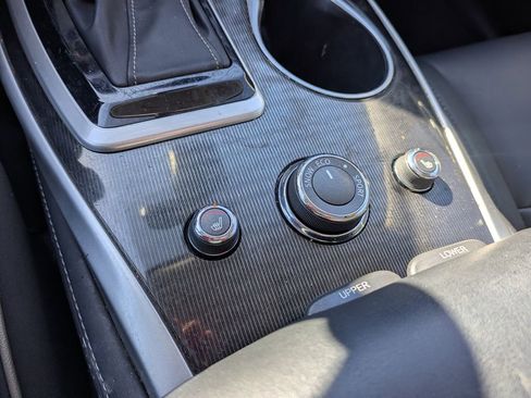 Used 2019 INFINITI QX60 Luxe w/ Essential Package image 14