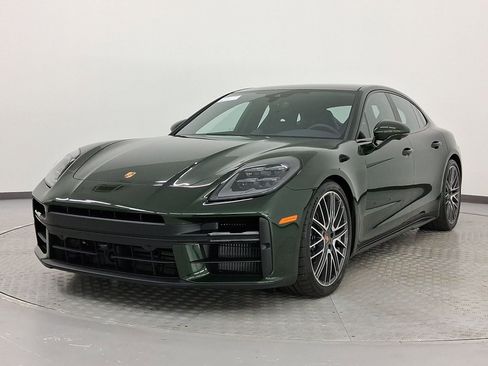 New 2026 Porsche Panamera image 1