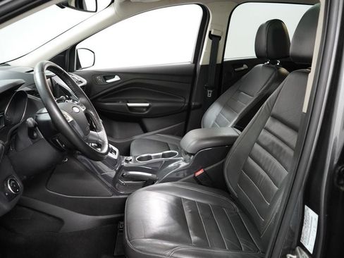 Used 2015 Ford Escape Titanium w/ Equipment Group 301A AWD/4WD image 14