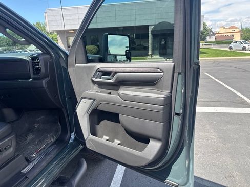 Used 2025 Chevrolet Silverado 3500 LTZ w/ LTZ Plus Package AWD/4WD image 20