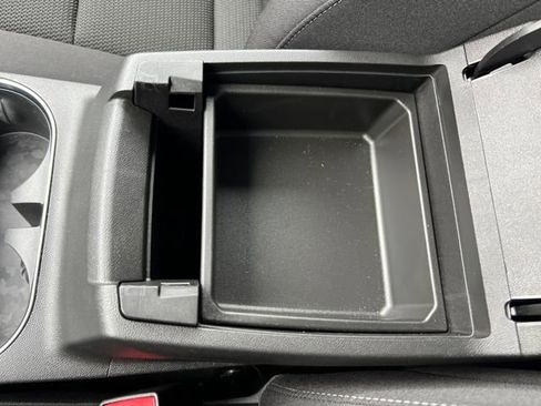 Certified 2024 GMC Canyon Elevation image 21