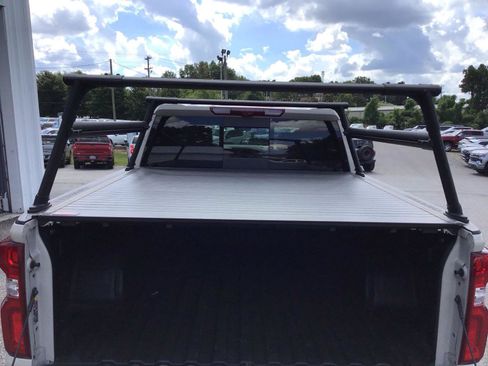 Used 2026 Chevrolet Silverado 1500 ZR2 AWD/4WD image 4