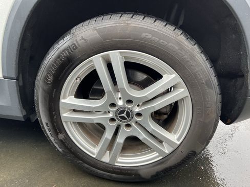 Used 2023 Mercedes-Benz GLA 250 4MATIC image 13