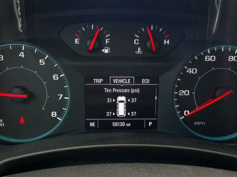 Used 2023 Chevrolet Equinox LS FWD image 23