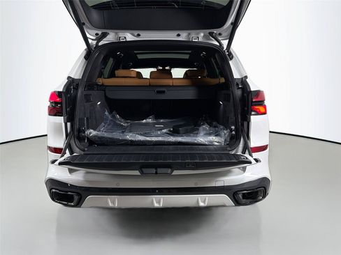 New 2026 BMW X5 xDrive40i w/ M Sport Package AWD/4WD image 53