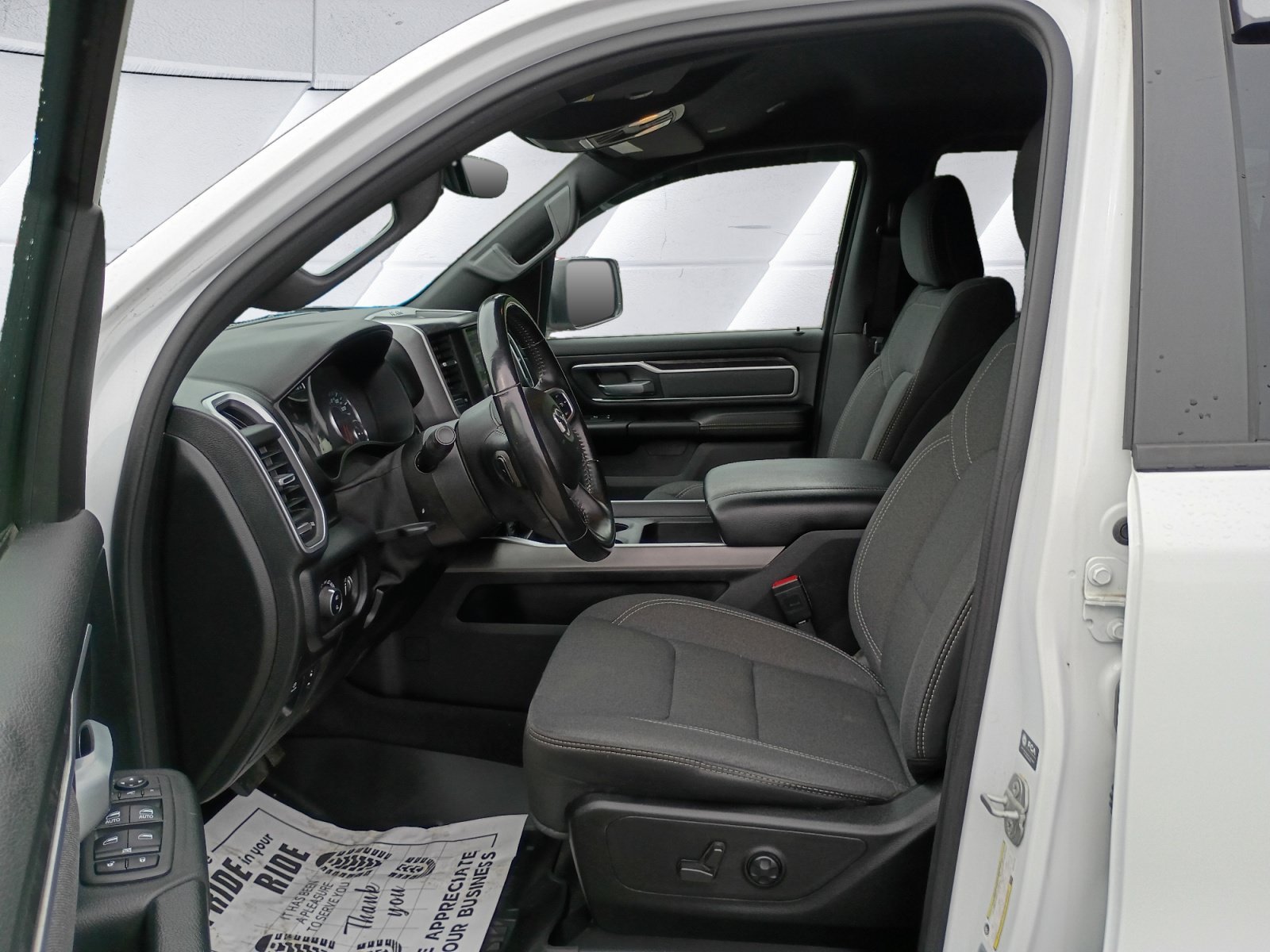 Used 2021 RAM 1500 Big Horn AWD/4WD image 12
