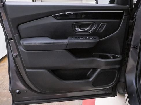 Used 2024 Honda Pilot EX-L image 24
